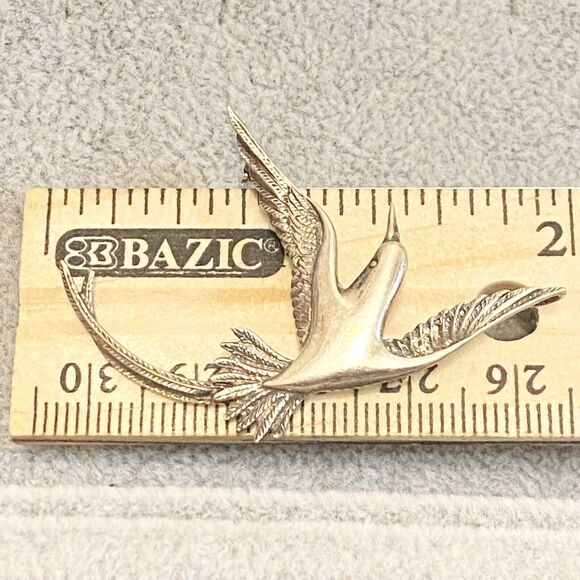 Vintage Sterling Silver Hummingbird Pendant Brooch Pin Open Wings Signed ST. SIL - Picture 4 of 4